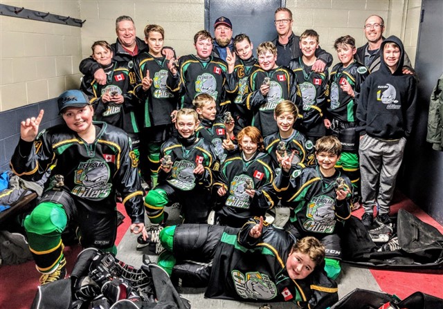 Peewee_Consolation_2019_Petrolia_Oilers.jpg